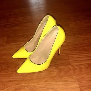 Sexy Gorgeous JOJO CAT NEON YELLOW HEELS